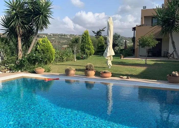 Villa Karteros With Swimming Pool Bbq